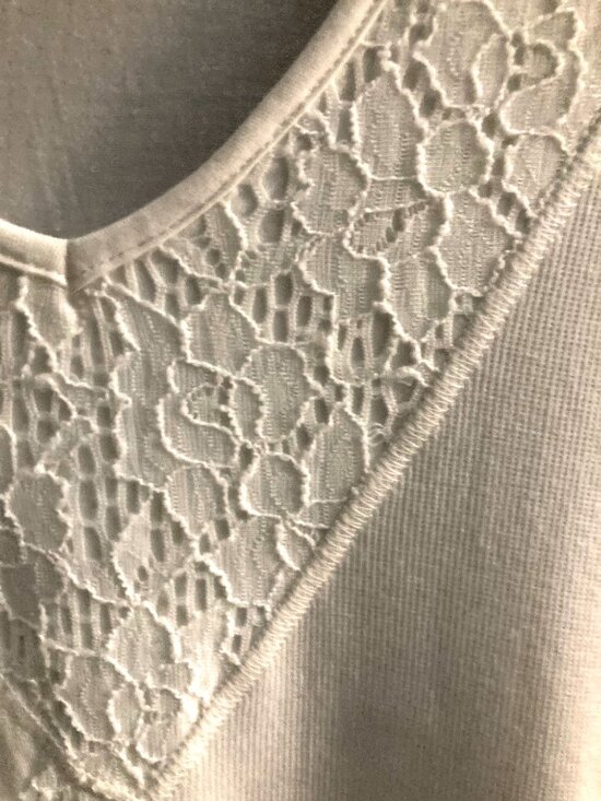 Cream Colored Tunic (or Dress) with lace - Picture 2 of 5
